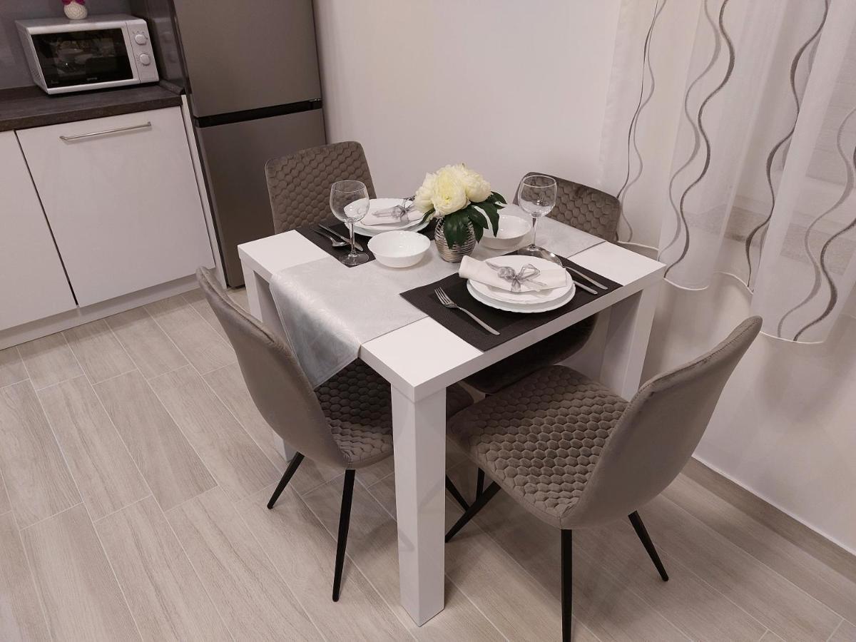 Apartment Hrzic Malinska Εξωτερικό φωτογραφία