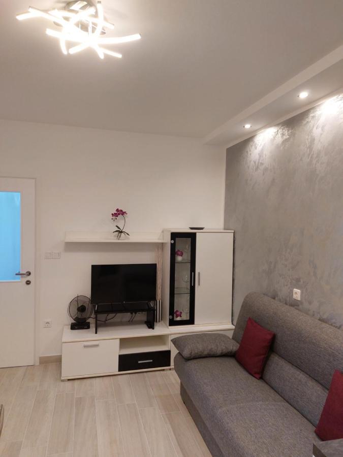 Apartment Hrzic Malinska Εξωτερικό φωτογραφία
